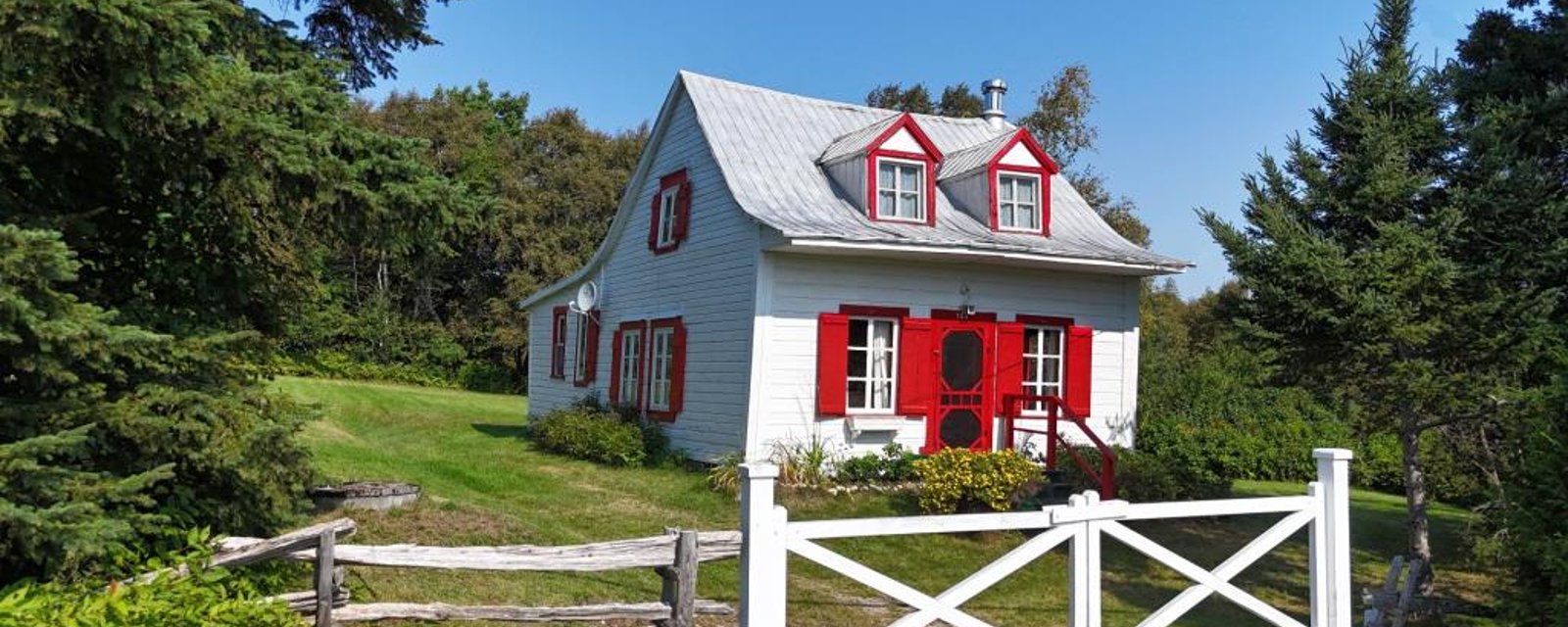 Vendu meublé! Chaleureux cottage centenaire à 164 000 $