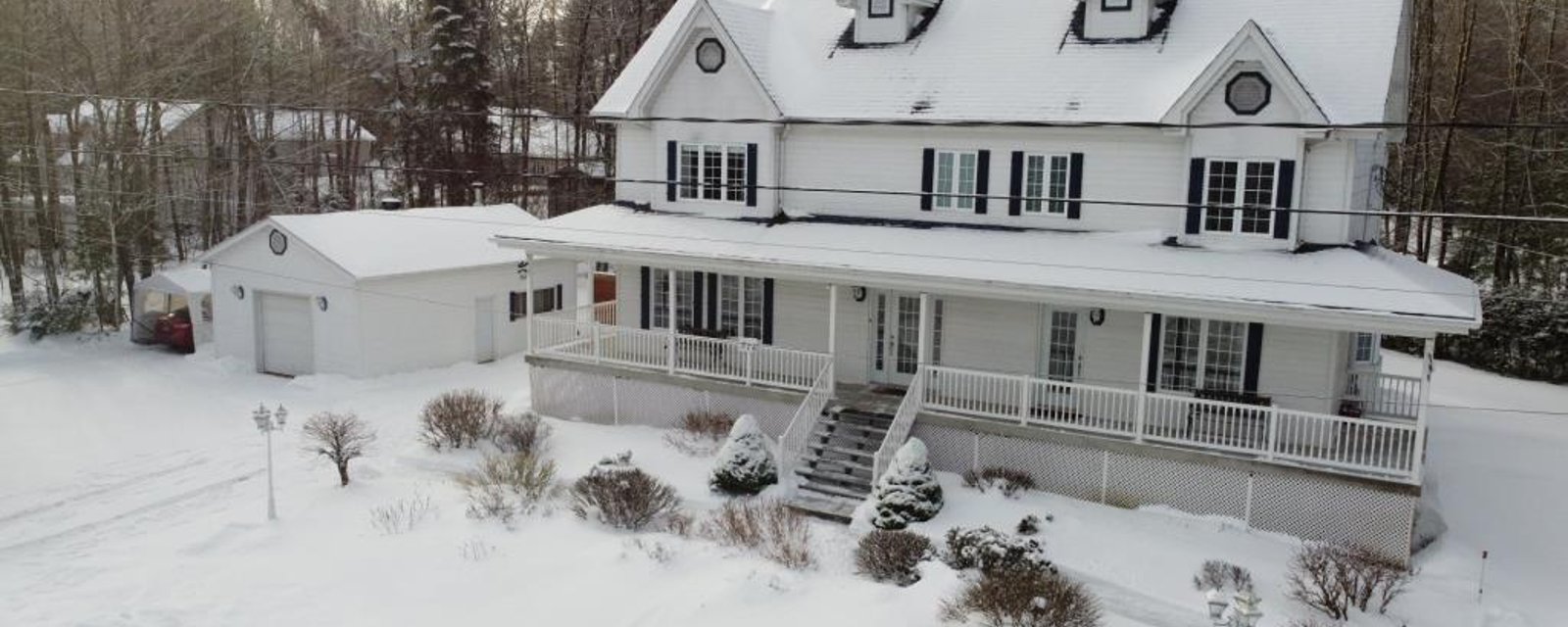 Réunissez toute la famille dans ce spacieux cottage intergénérationnel aux finitions chaleureuses