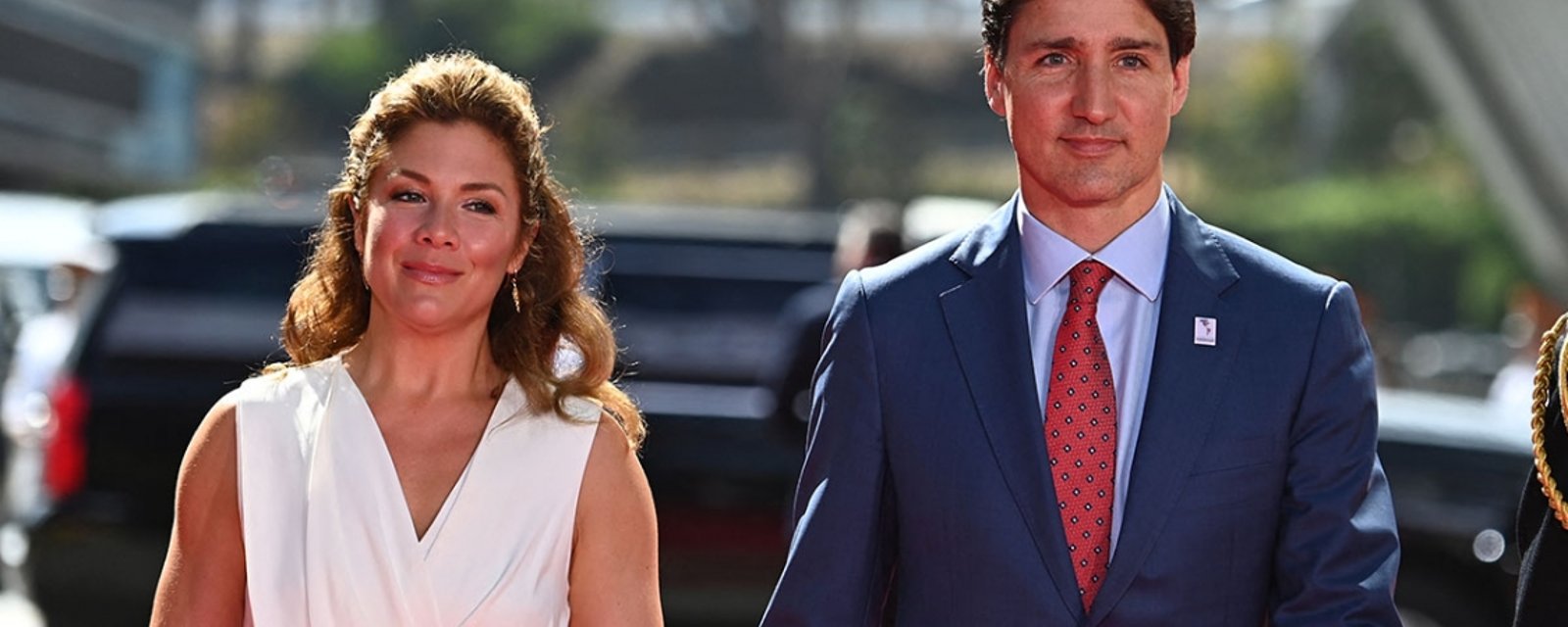 Justin Trudeau et Sophie Grégoire prennent une nouvelle photo en famille