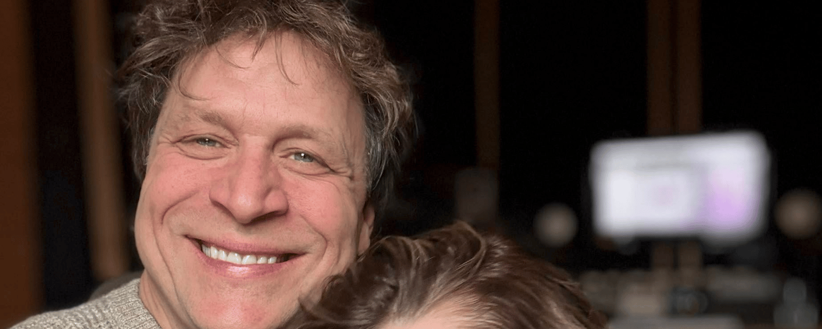 Kevin Parent à nouveau papa alors que sa conjointe Romy a accouché 