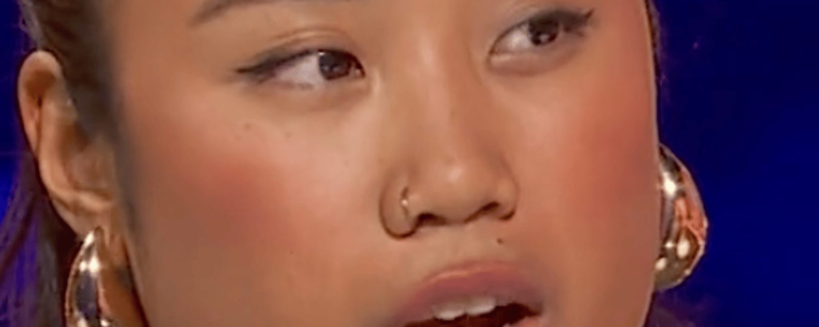 Une Québécoise lâche de gros sacres en français à la Guerre des Clans