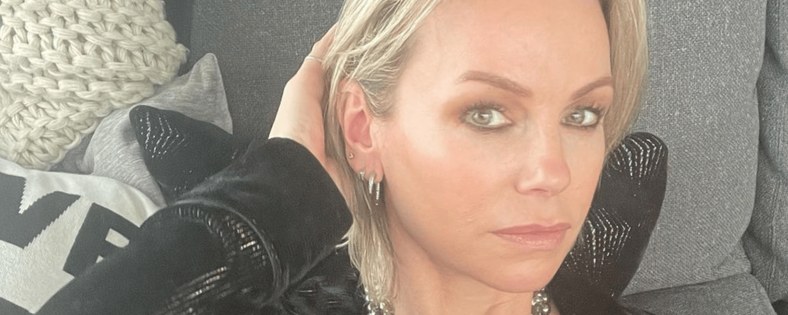 Caroline Néron partage une rare photo avec son amoureux et sa fille pour Noël