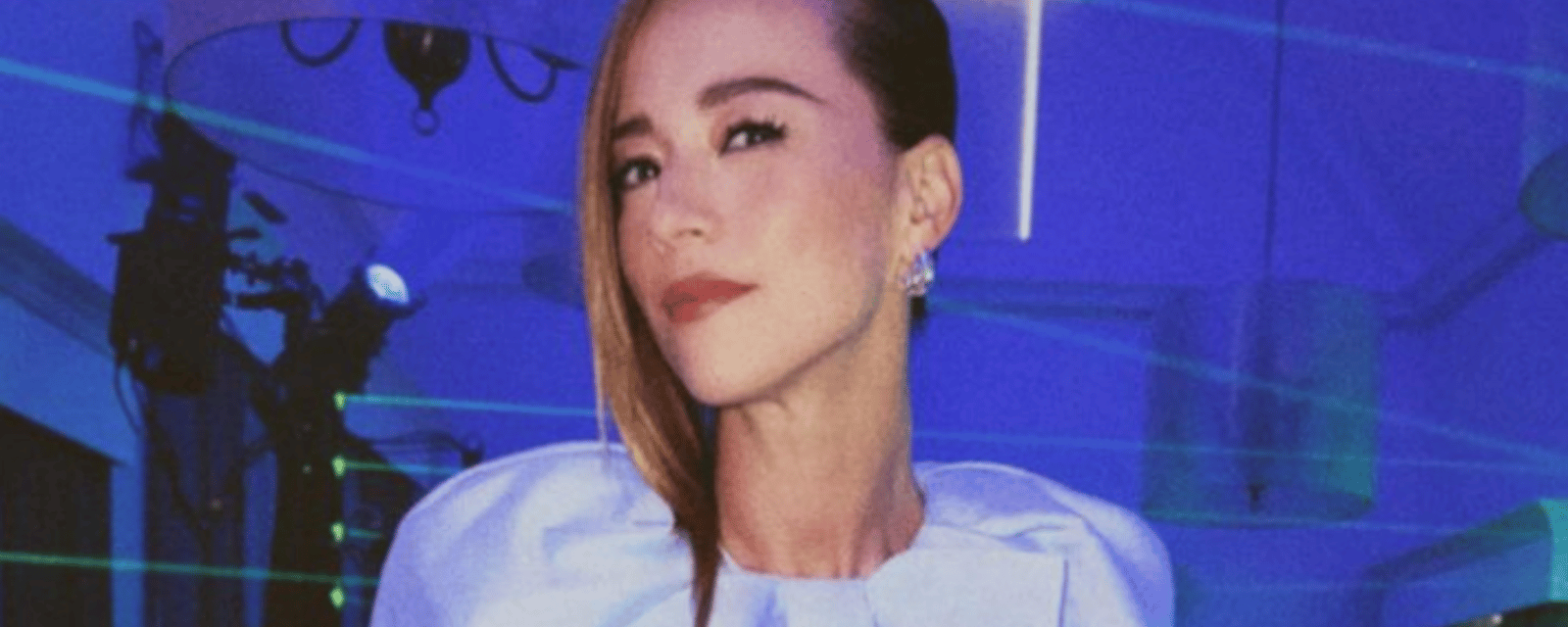 Karine Vanasse change de tête et ne ressemble plus à ça