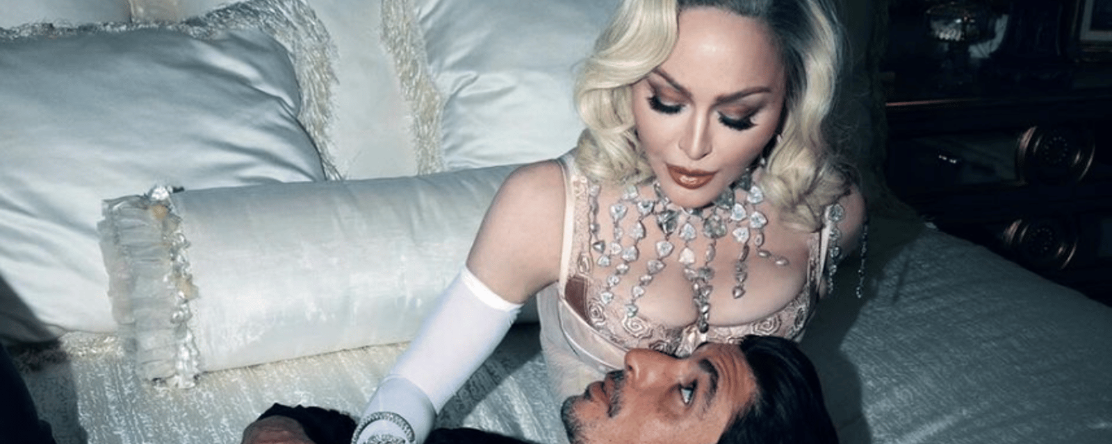 Madonna est poursuivie pour son spectacle trop explicite