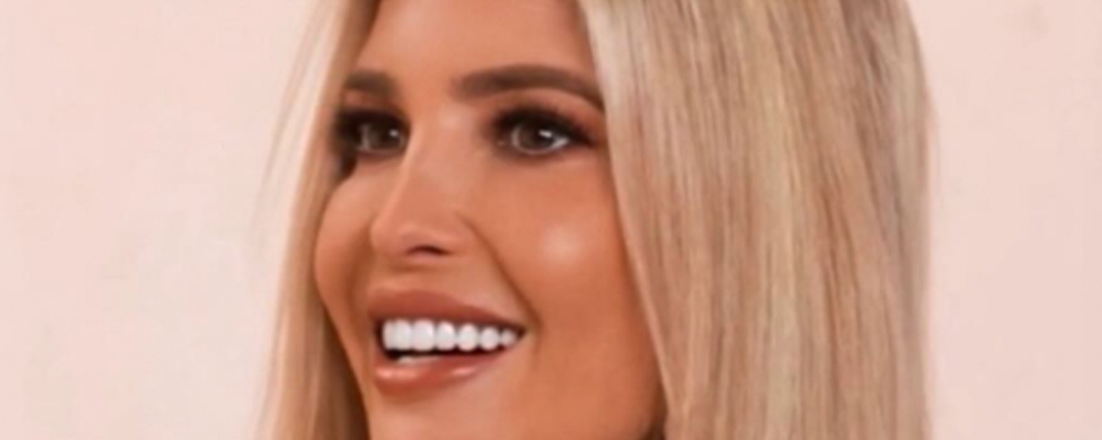 La robe estivale d'Ivanka Trump fait beaucoup jaser les internautes