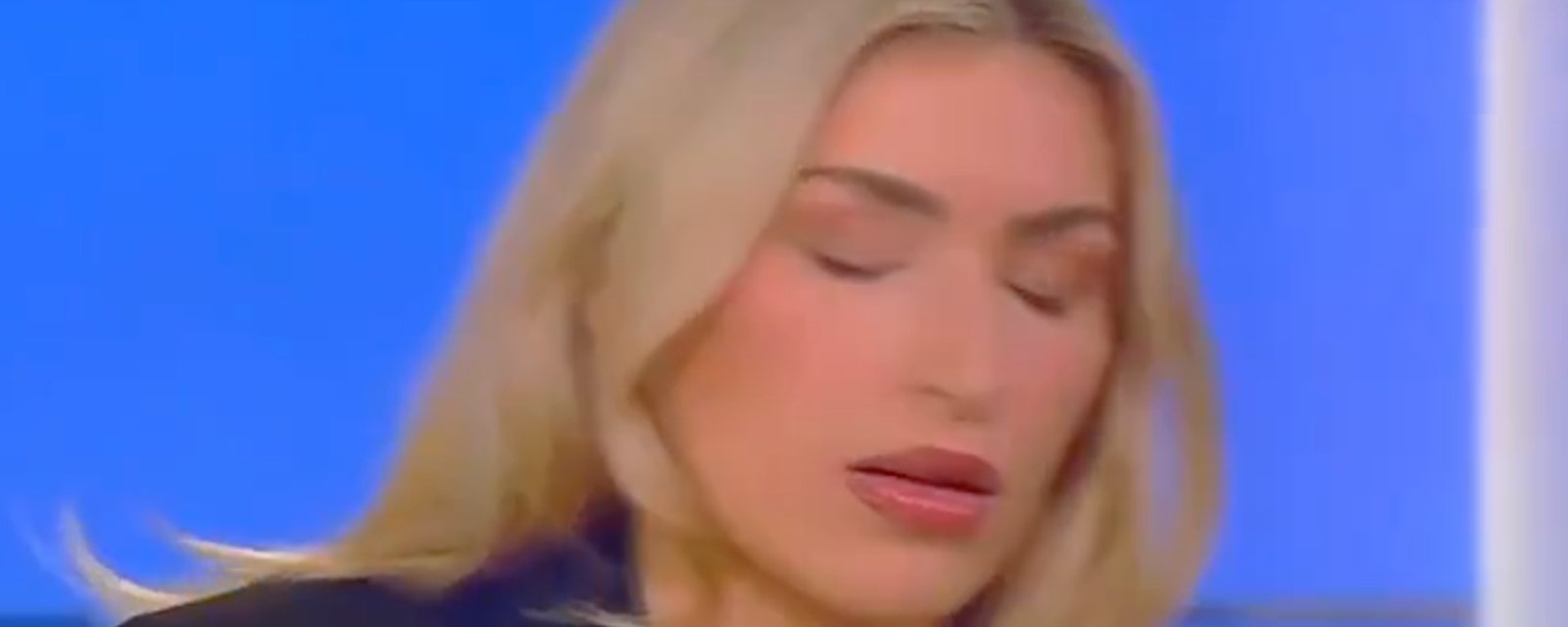 Une commentatrice politique s'évanouit en direct à la télévision