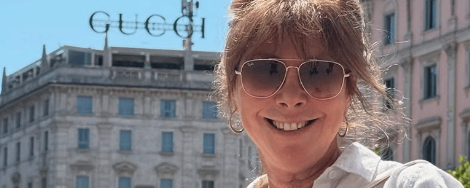 Chantal Lacroix s'évade en Italie entourée des deux hommes de sa vie.