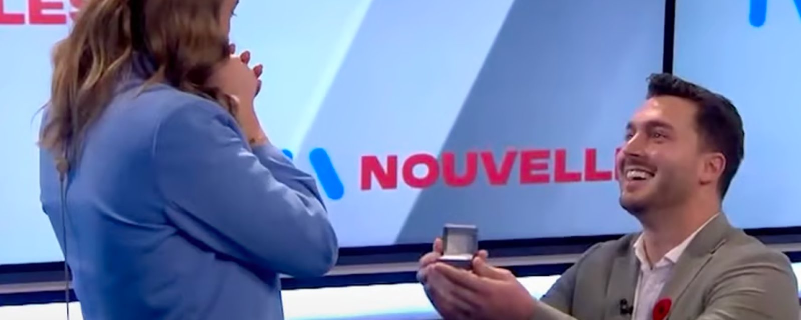 Une cheffe d'antenne de TVA Nouvelles se fait demander en mariage en direct à la télé.