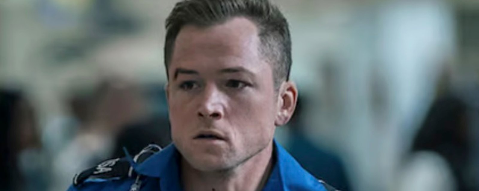 On a vu « Le Bagage » avec Taron Egerton, le hit de l'heure sur Netflix et on vous explique la fin.