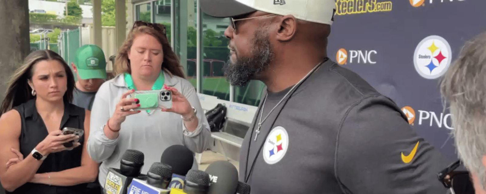 Mike Tomlin reacts to tragic Pittsburgh death 