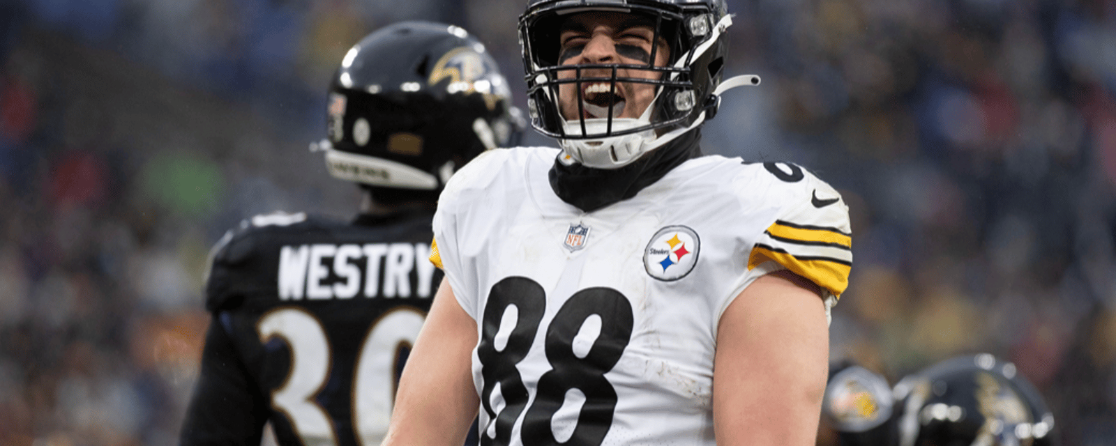 Steelers suffer potentially devastating injury 