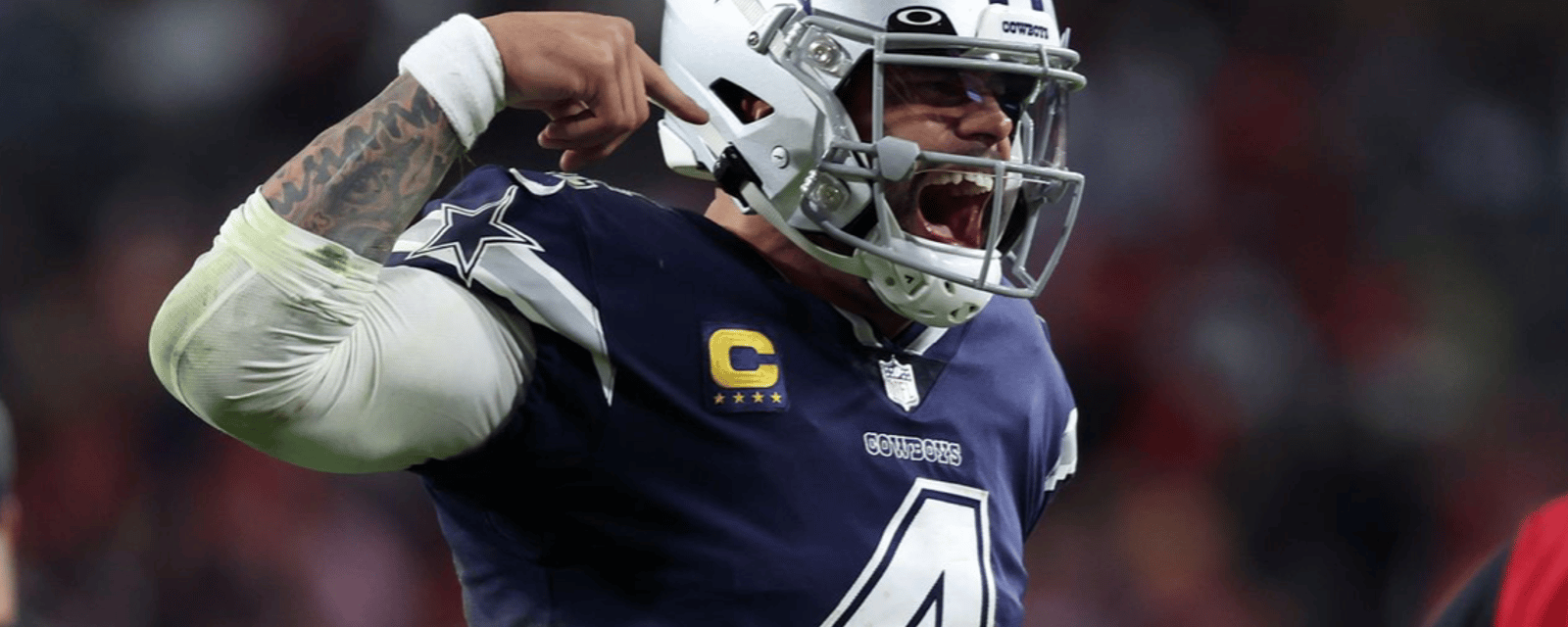 Cowboys alter contracts of Dak Prescott and Zack Martin 