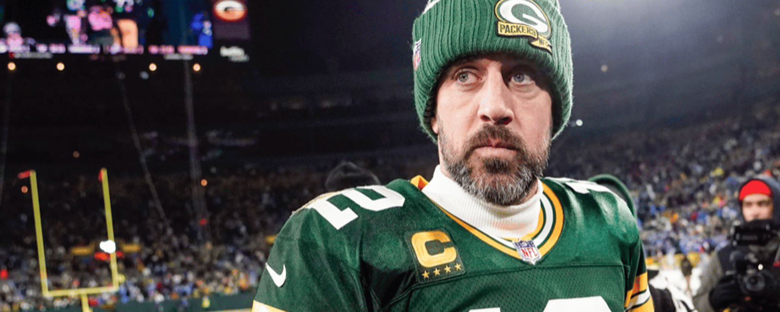 Report: Aaron Rodgers blew off calls from Packers! 