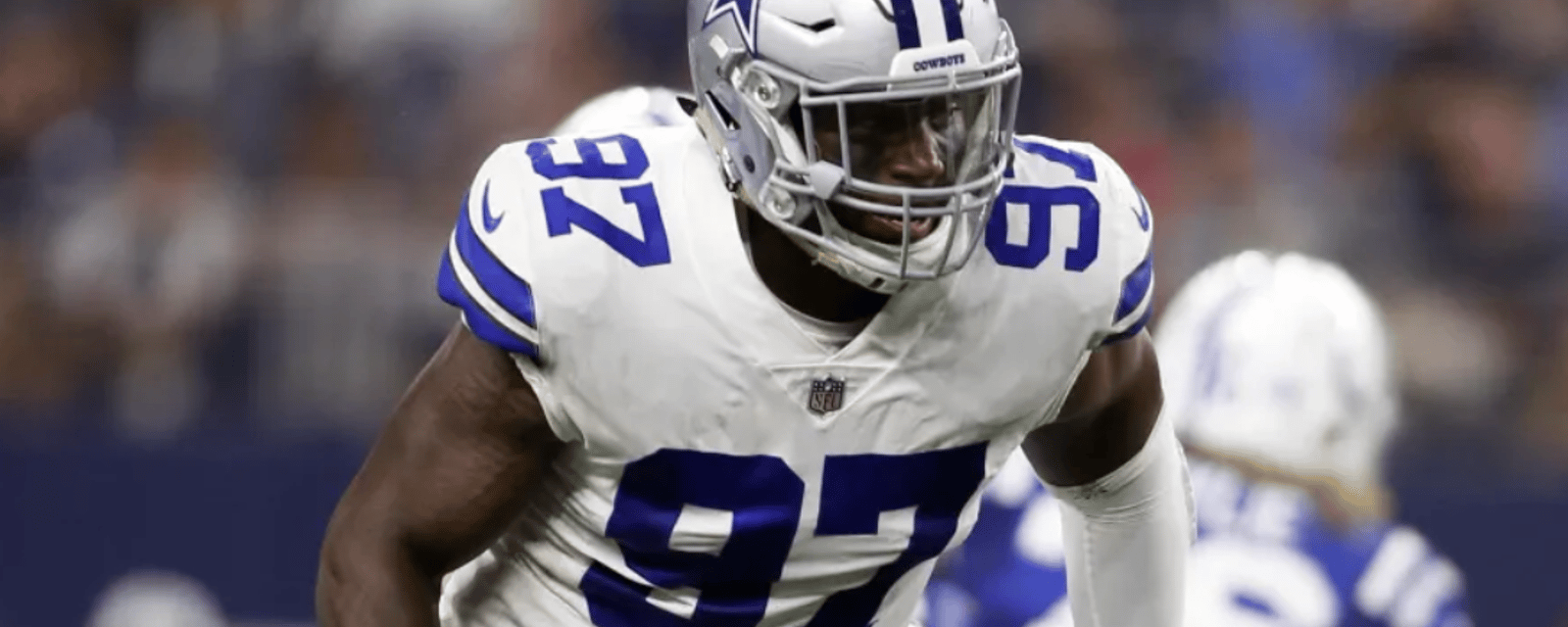 Former Cowboys 1st round pick Taco Charlton signs with bitter rival