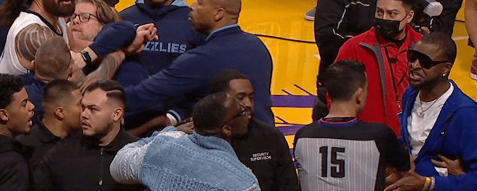 Ex-NFL star Shannon Sharpe confronts NBA team! 