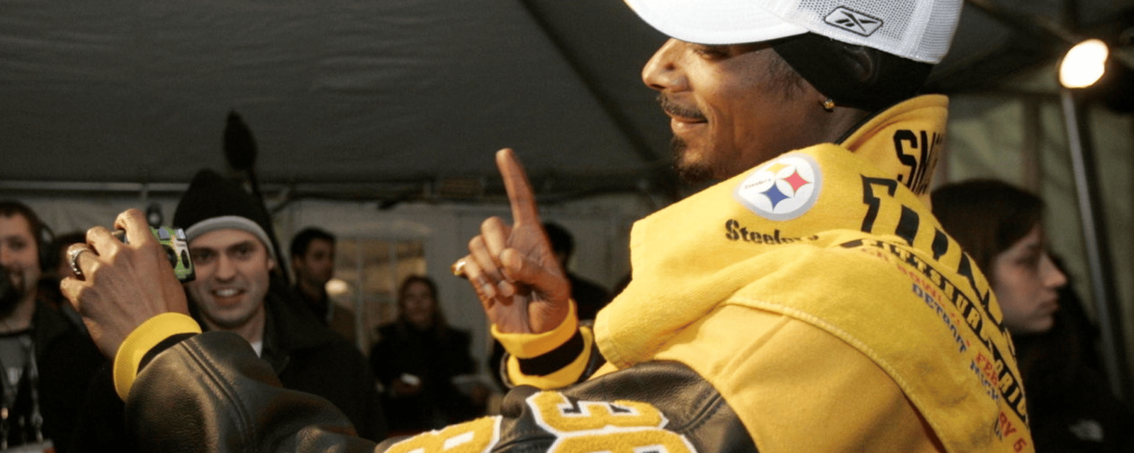 Snoop Dogg issues demand to coach Mike Tomlin!