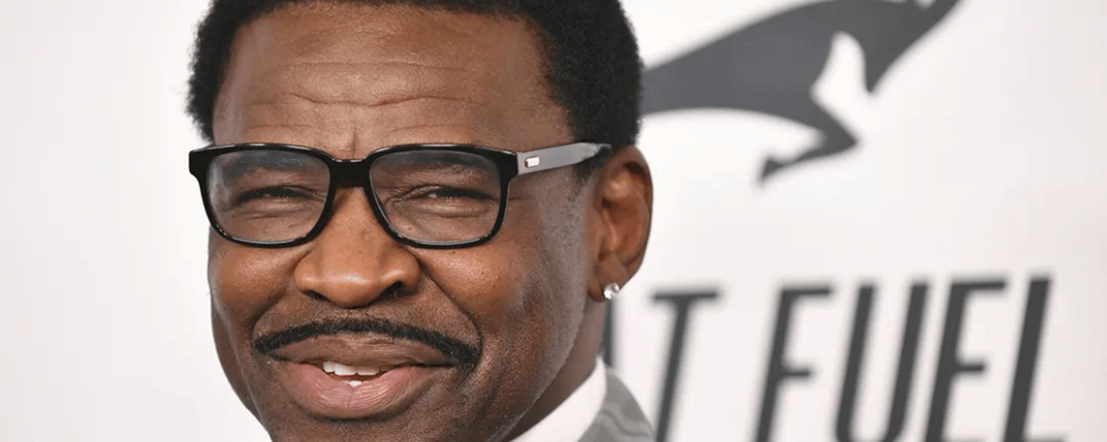 Michael Irvin gets bad news