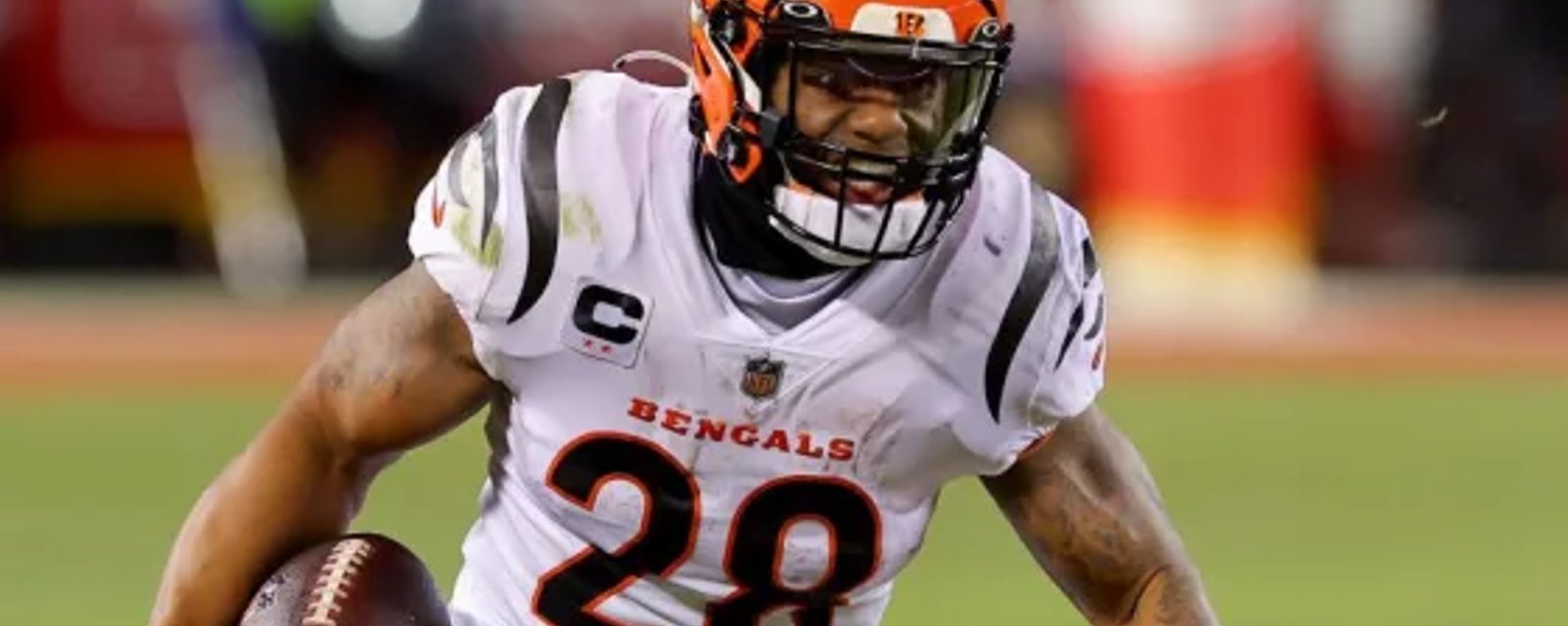 Arrest warrant issued for Bengals RB Joe Mixon