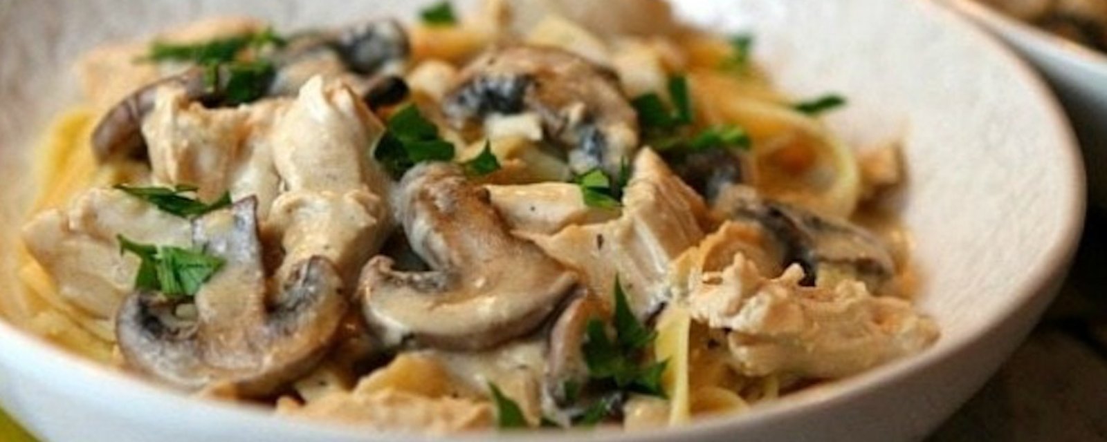 Délicieux fettuccines poulet champignons