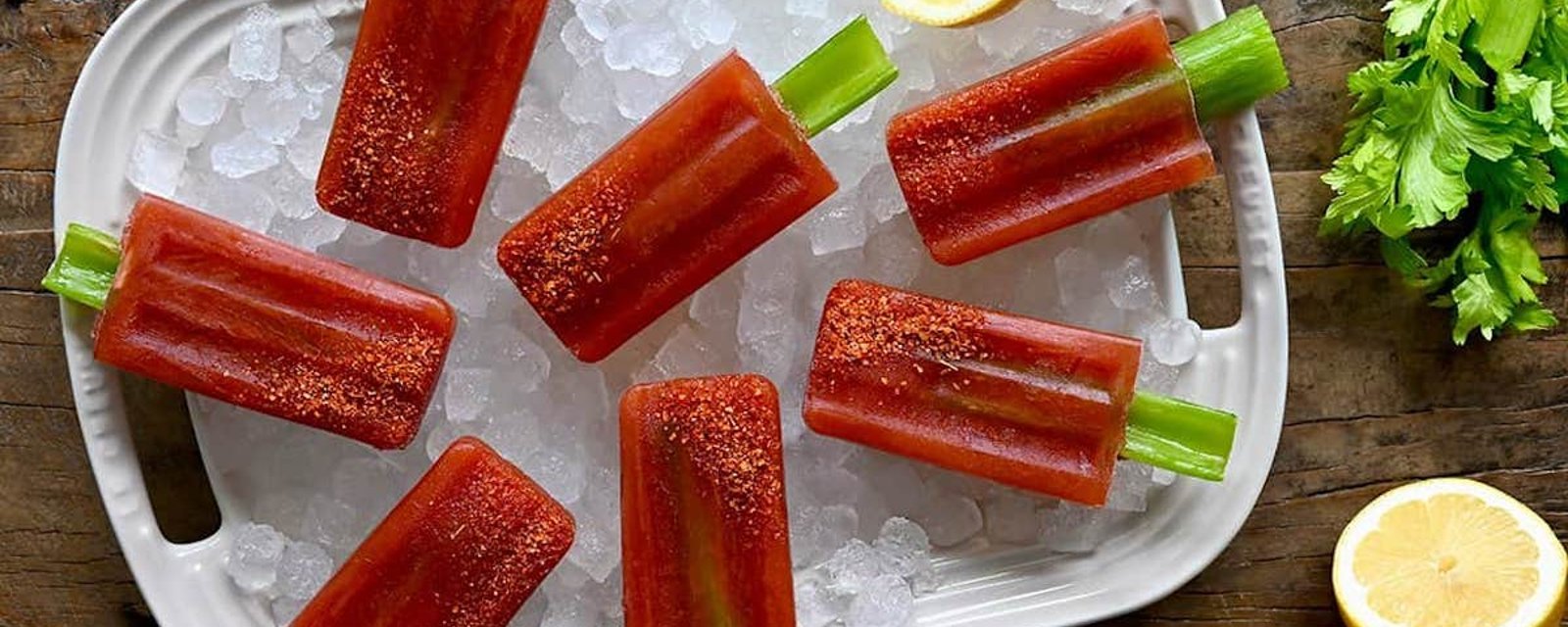 Gâterie glacée pour adultes: les popsicles au Bloody Mary