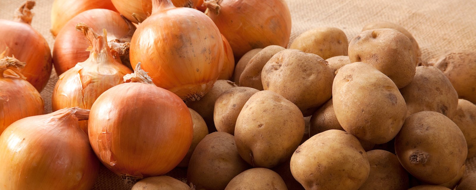Comment bien conserver les pommes de terre et les oignons