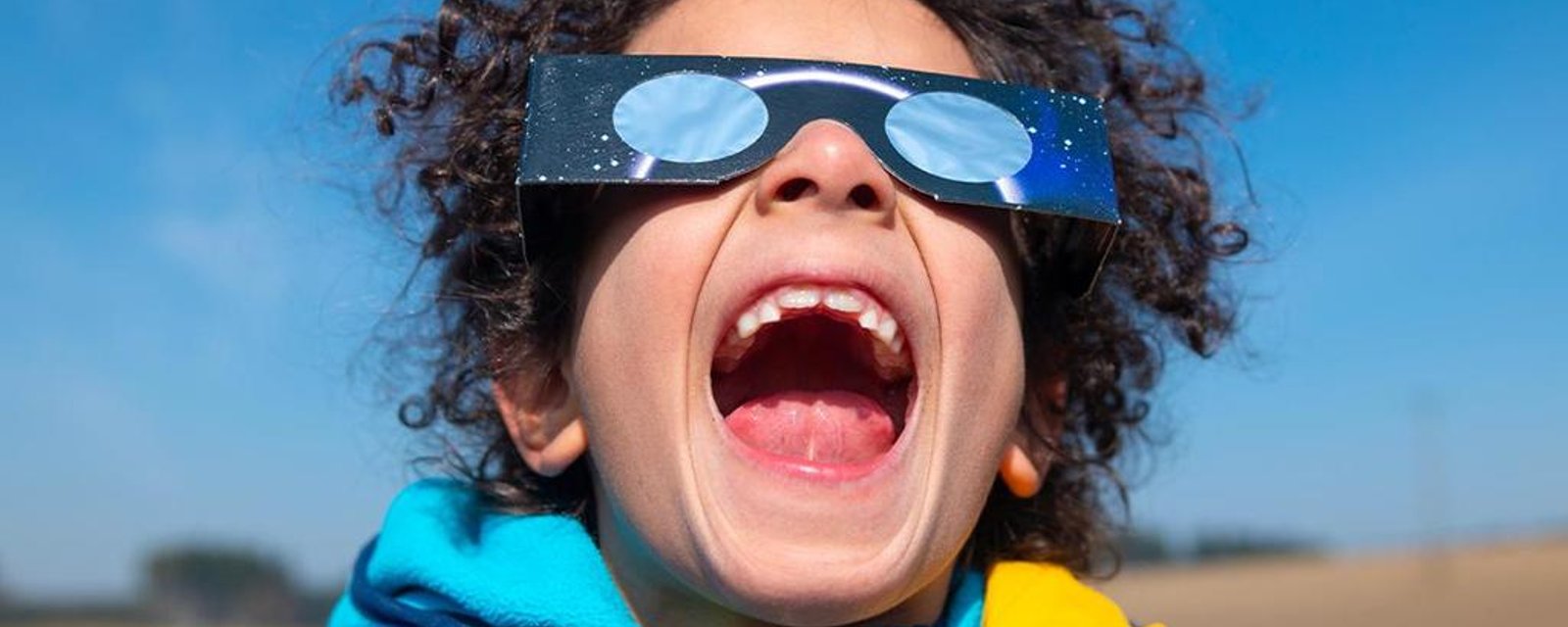 Des écoles décident de rester ouvertes pour l'éclipse du 8 avril.