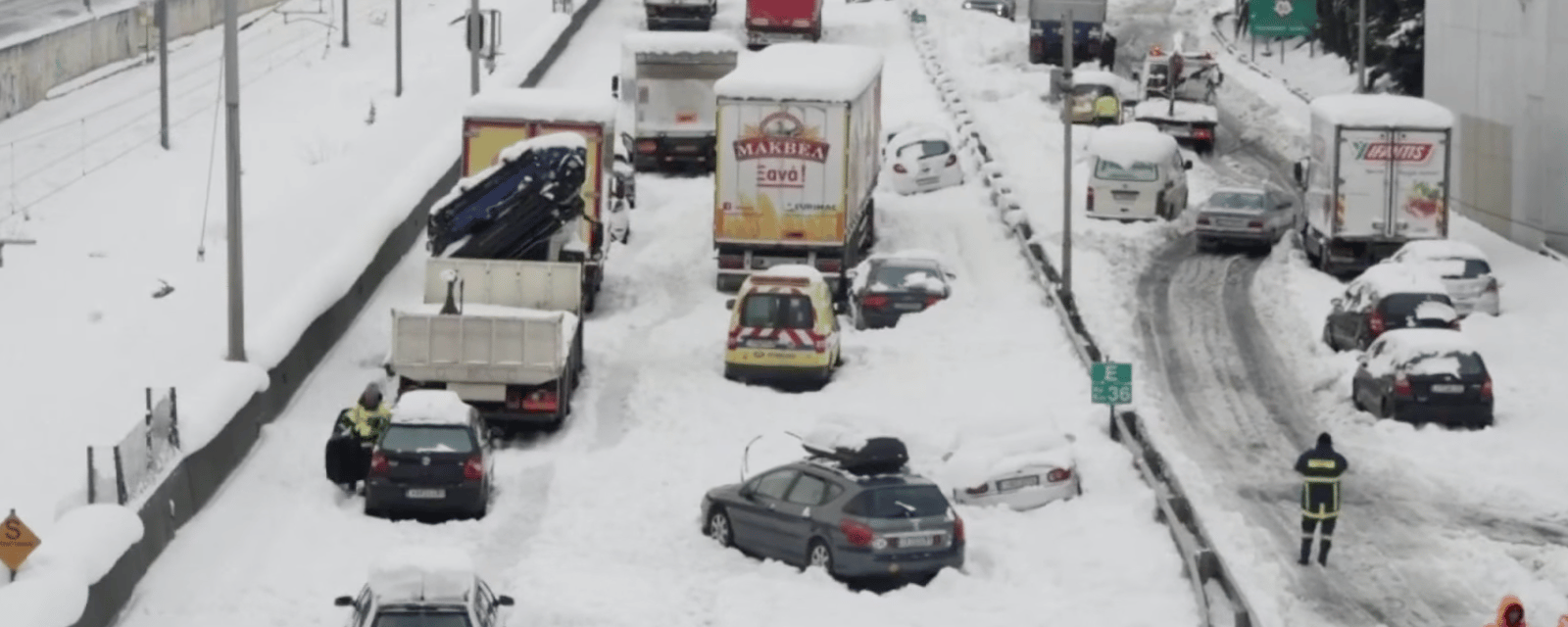 La Grèce connaît la plus forte chute de neige depuis 50 ans