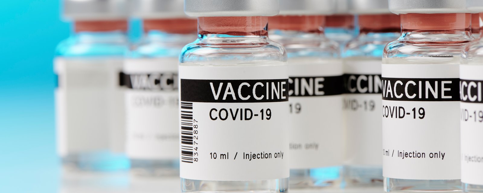 Un homme a reçu volontairement 217 doses de vaccins contre la COVID-19.