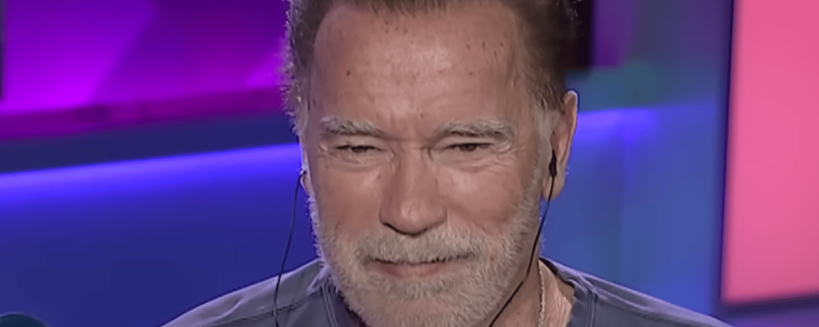 Arnold Schwarzenegger a maintenant de la difficulté à se regarder dans le miroir