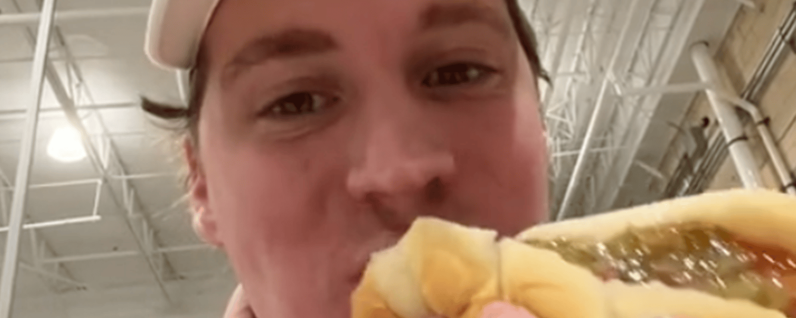 Un internaute a mangé que des hot-dogs de chez Costco pendant une semaine et il affirme avoir perdu du poids