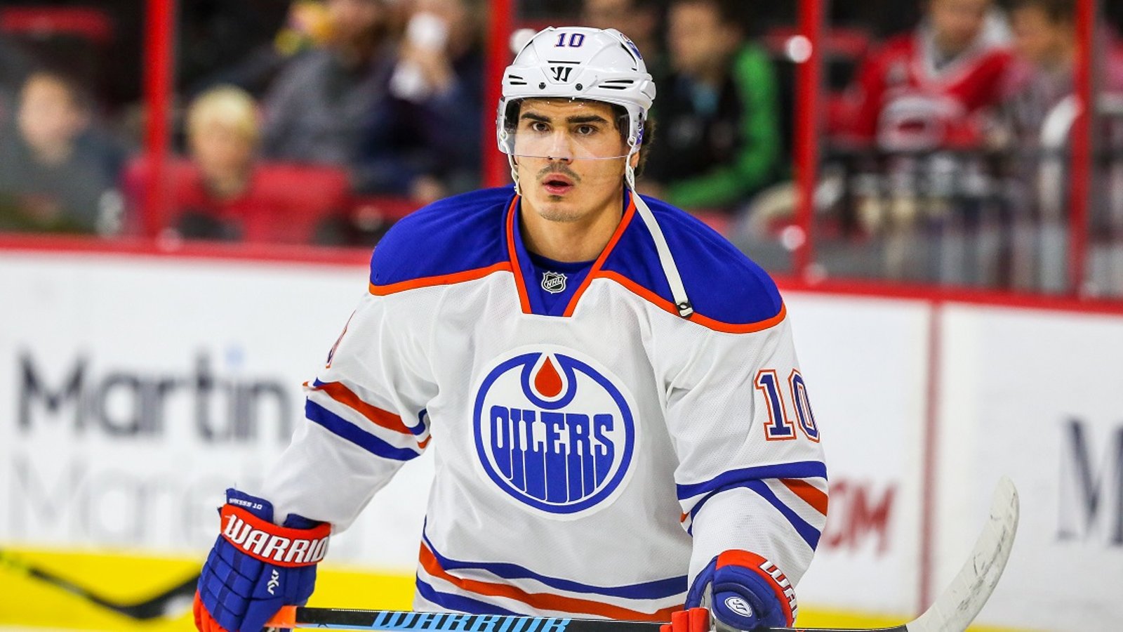 Yakupov se fait RAMASSER!