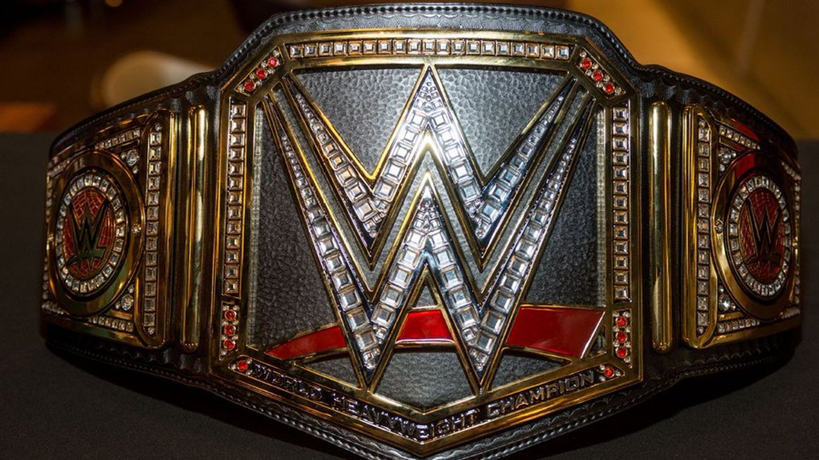 L'état de Floride nomme la WWE dans ses services essentiels