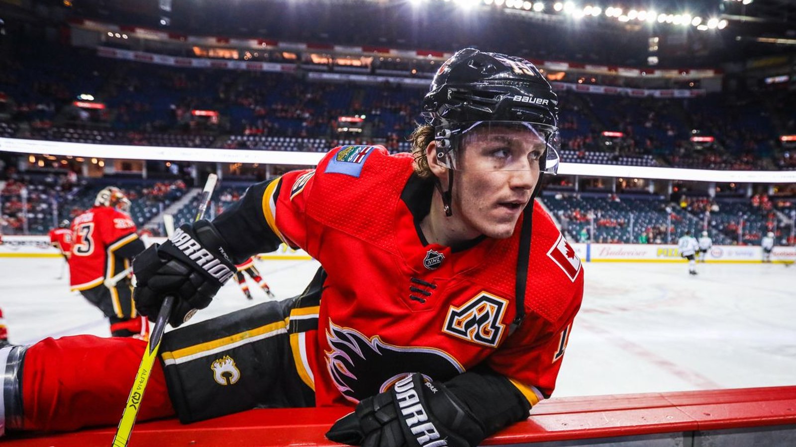 Les Flames s'inclinent et perdent Matthew Tkachuk
