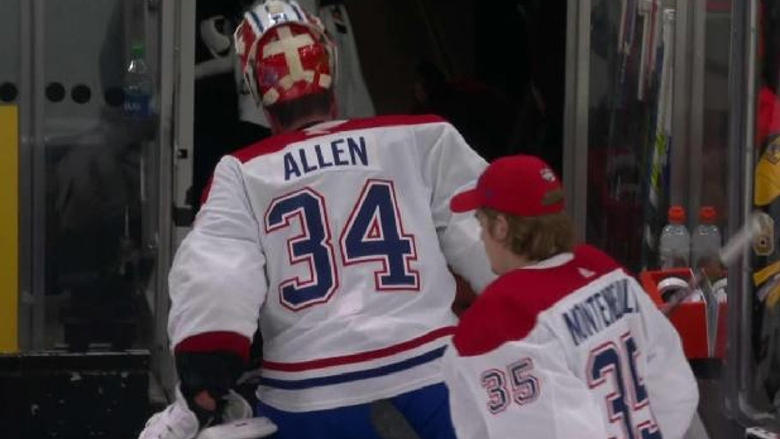 Dominique Ducharme commente la durée de l'absence de Jake Allen