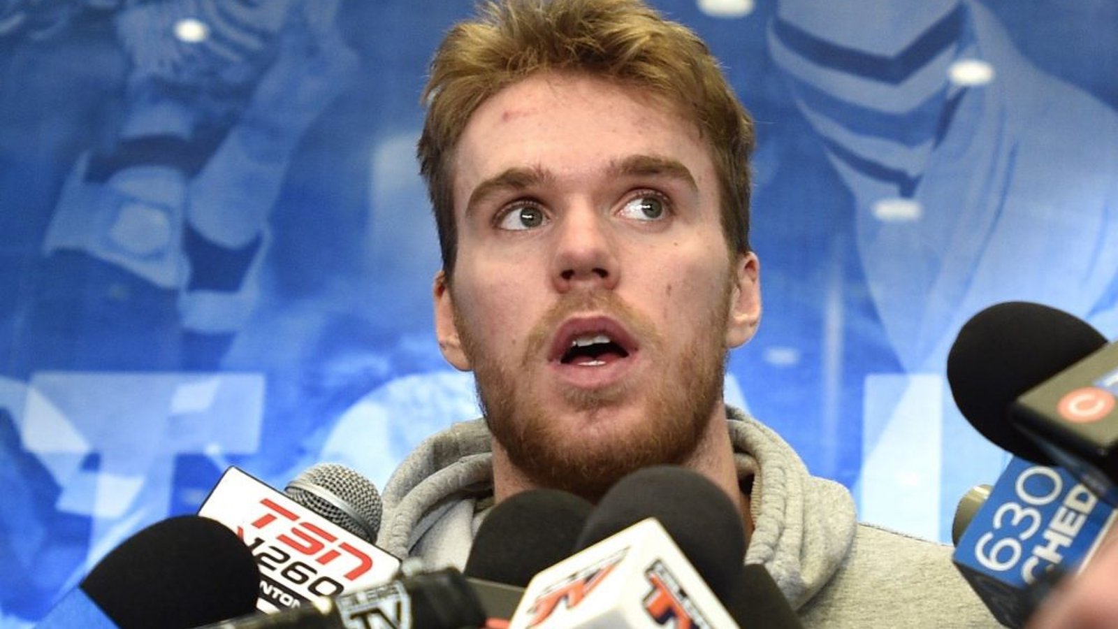 Connor McDavid : «J'aimerais avoir une réponse pour vous.»