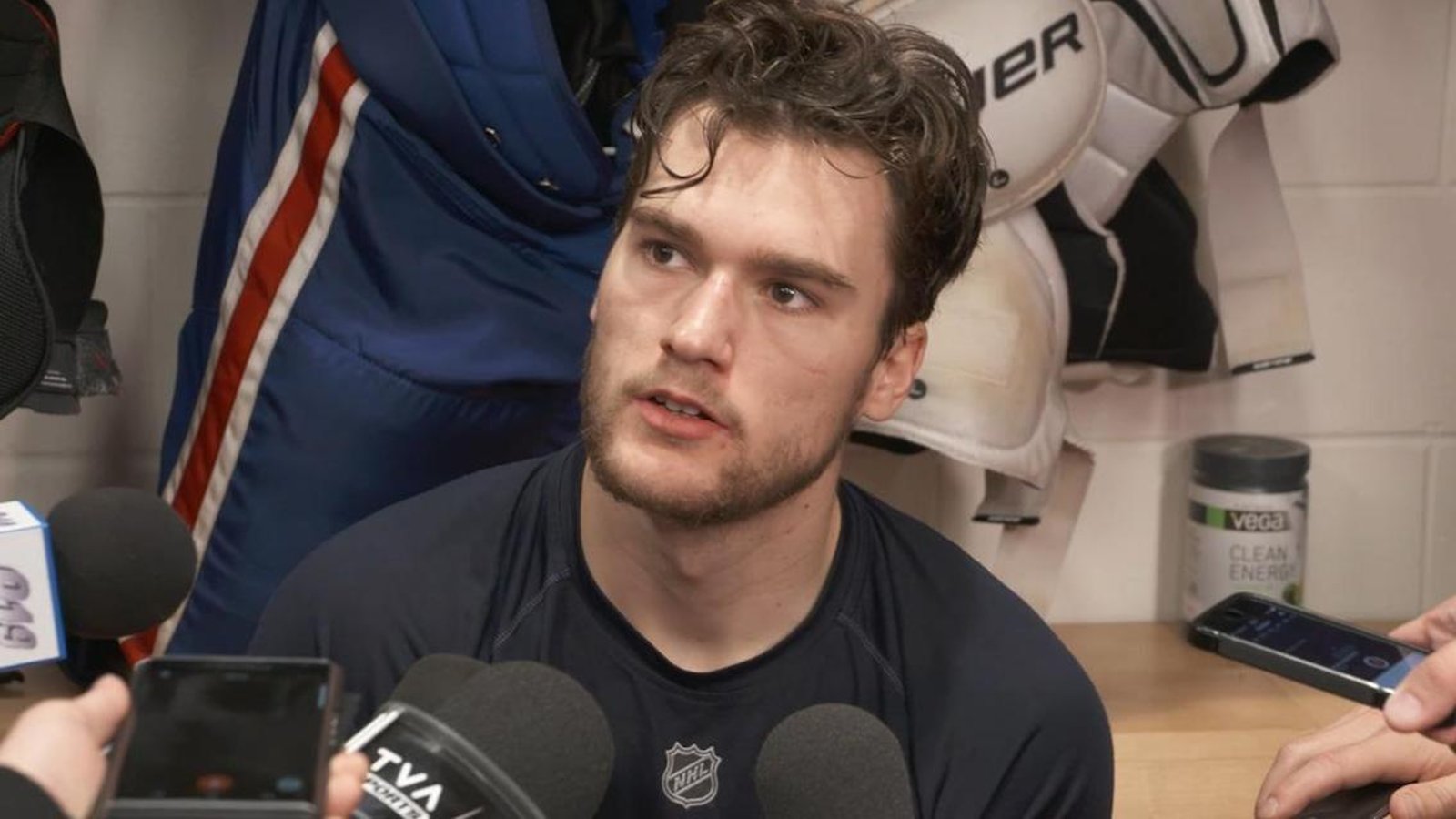 Jonathan Drouin se porte à la défense de Dominique Ducharme 