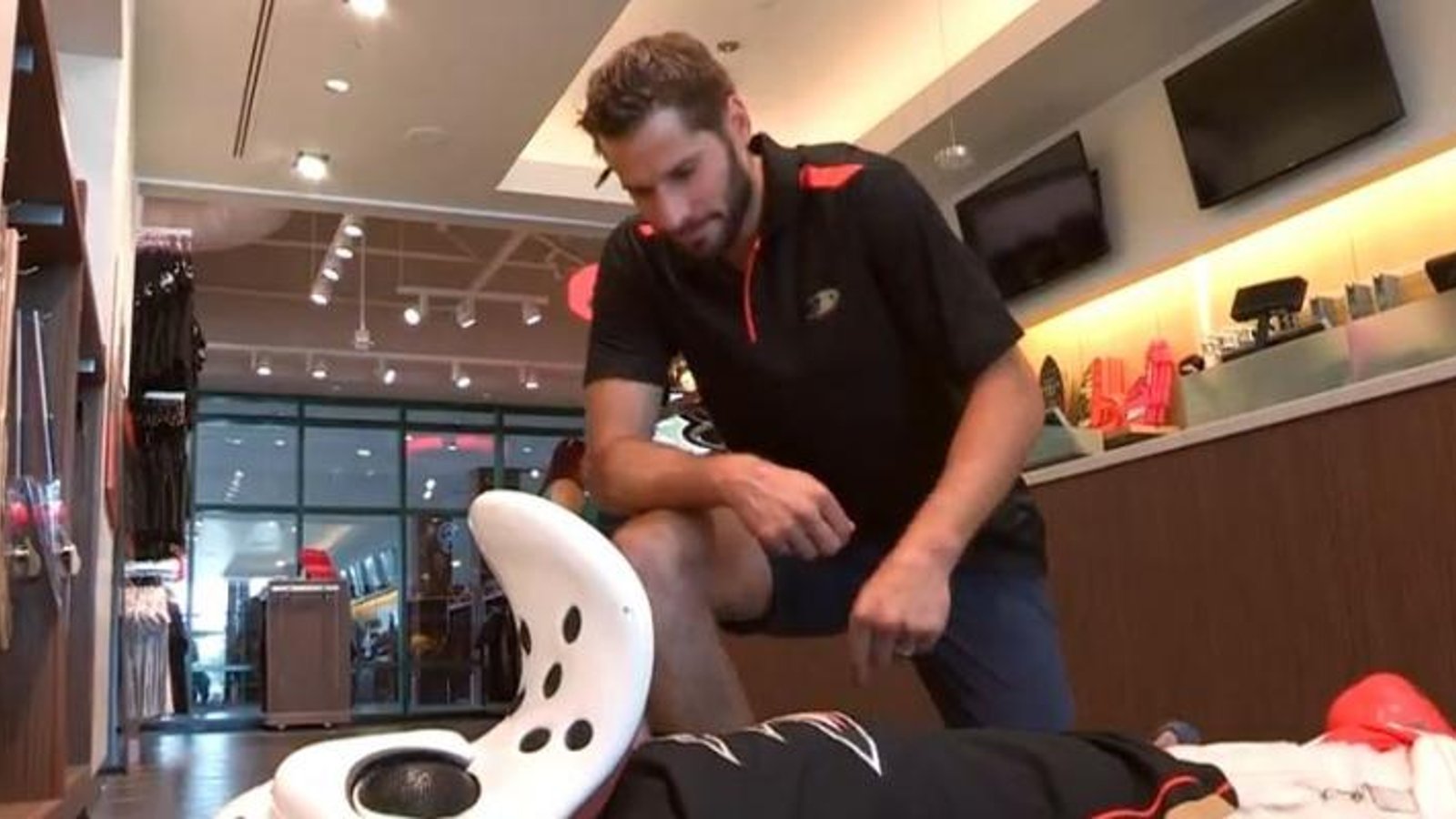 VIDÉO: Les Ducks présentent Ryan Kesler dans une vidéo plutôt comique!