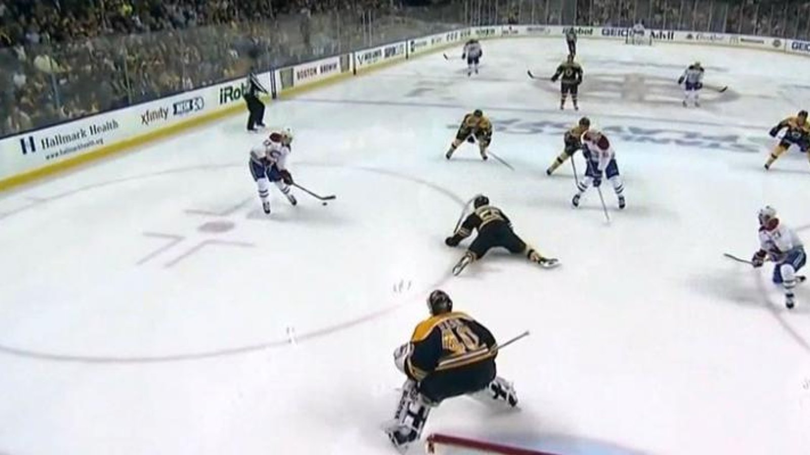 VIDÉO EXCLUSIF: Habsolument FAN découvre la faille de Tuukka Rask!