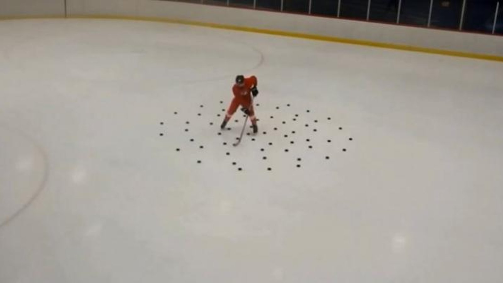VIDÉO: Pavel Barber, un magicien avec la rondelle!