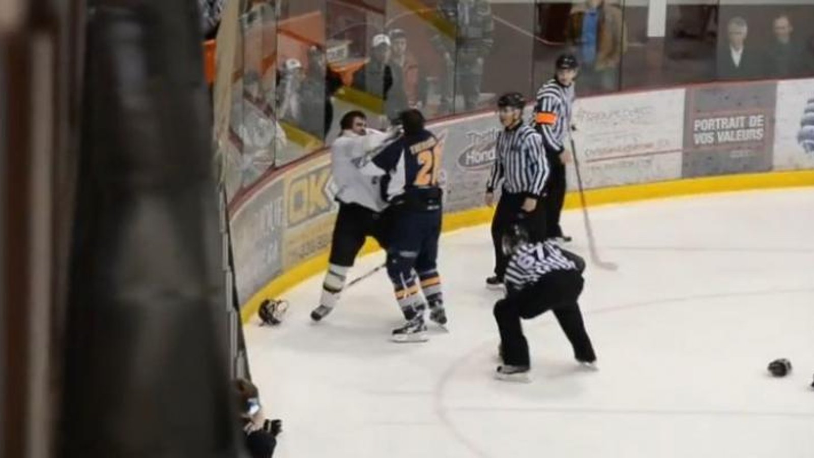 VIDÉO: Un combat en 2 rounds dans la LNAH