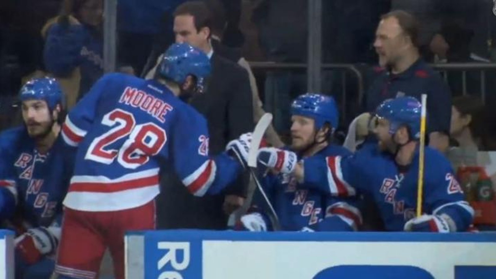 VIDÉO: Le but de Dominic Moore qui a mis fin à la saison du Canadien