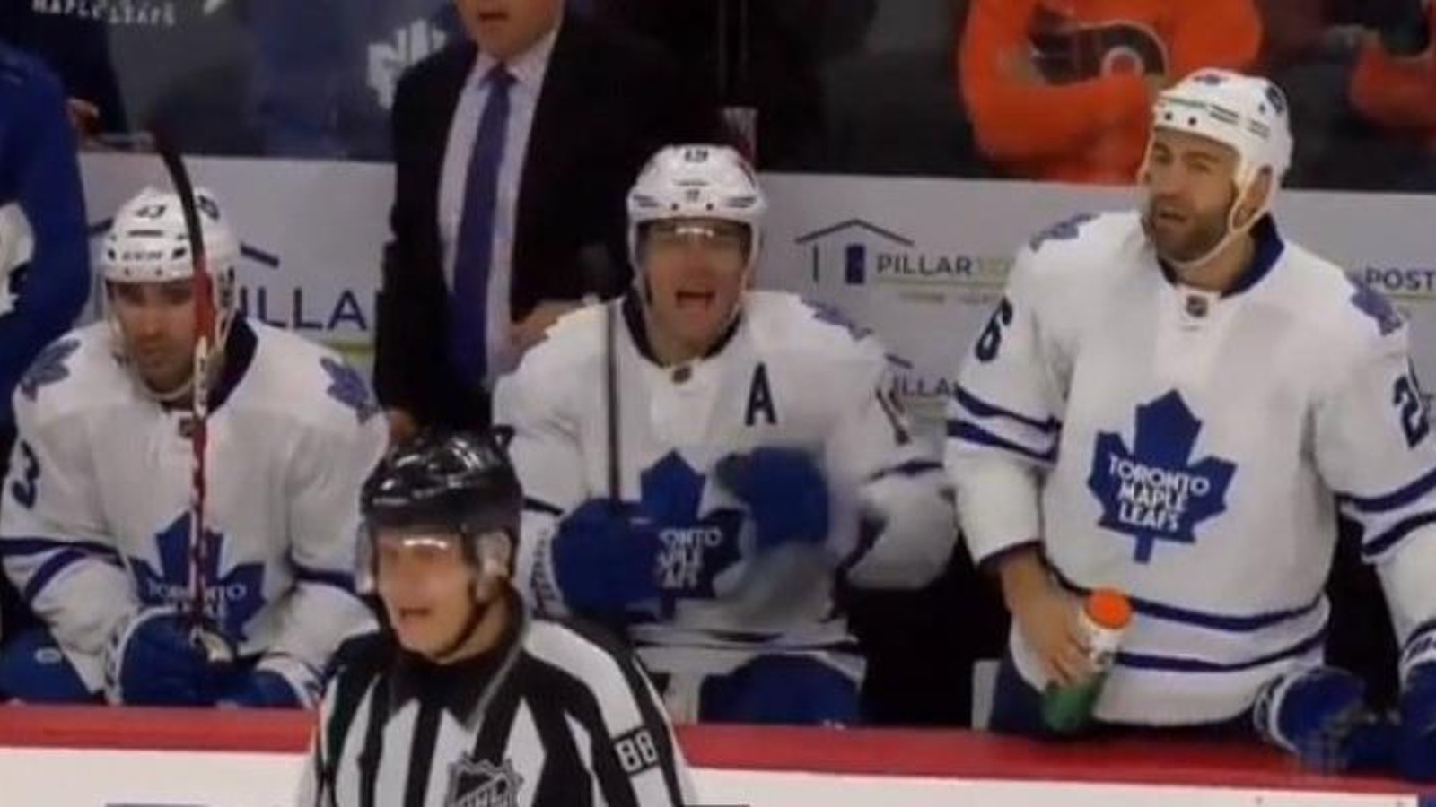 (VIDEO): Frustrated Daniel Winnik trolls referee!