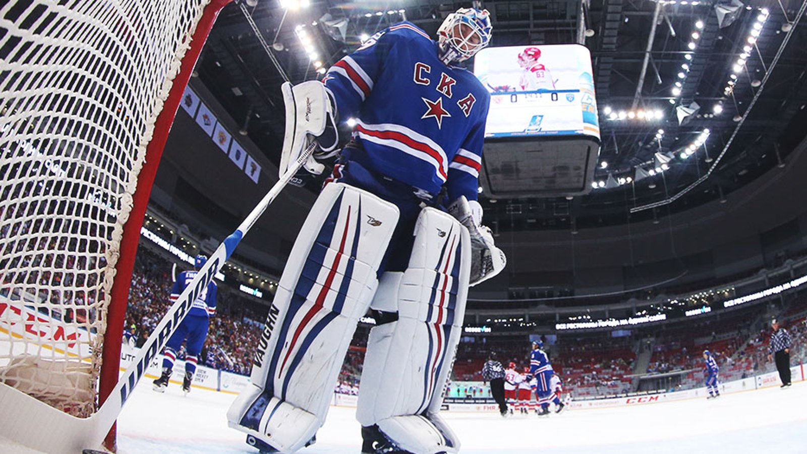 Must See: KHL goalie lets in absolute stinker