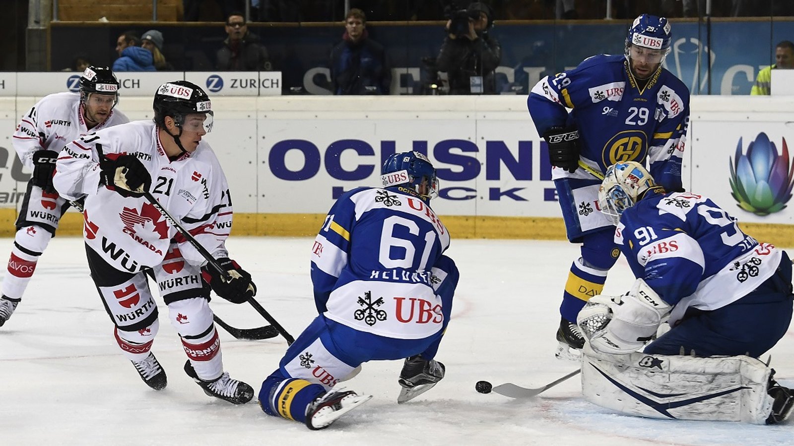 Mason Raymond scores filthy lacrosse-style goal for Canada today.