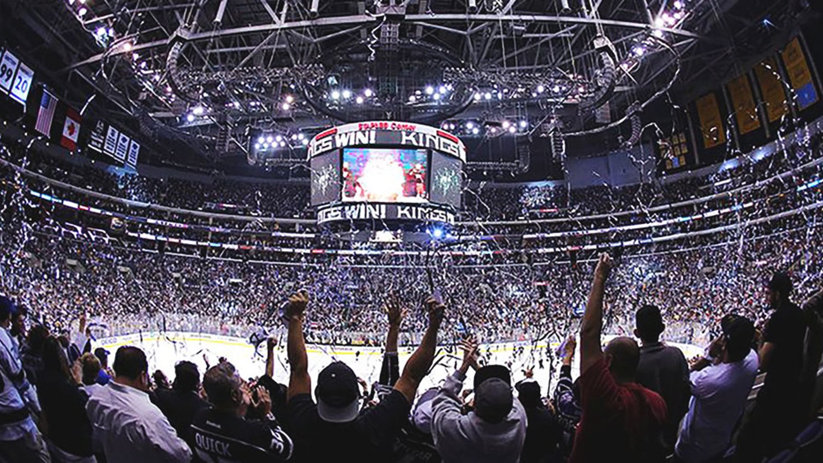 Breaking: Two-time Stanley Cup champion signs in KHL