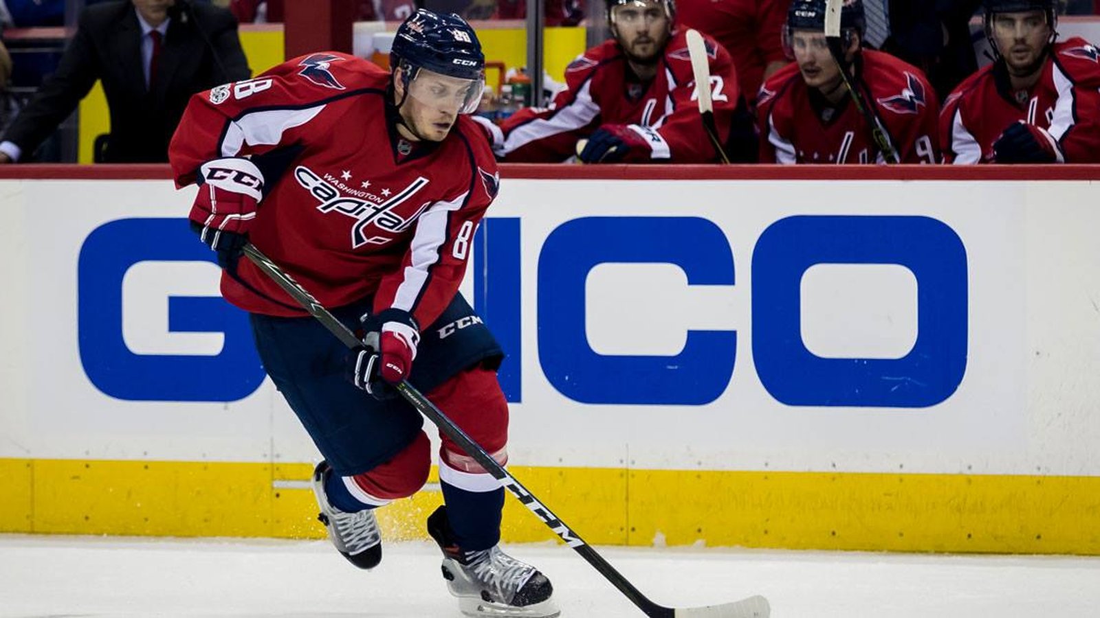 Nate Schmidt reveals crunchy details on arbitration process 