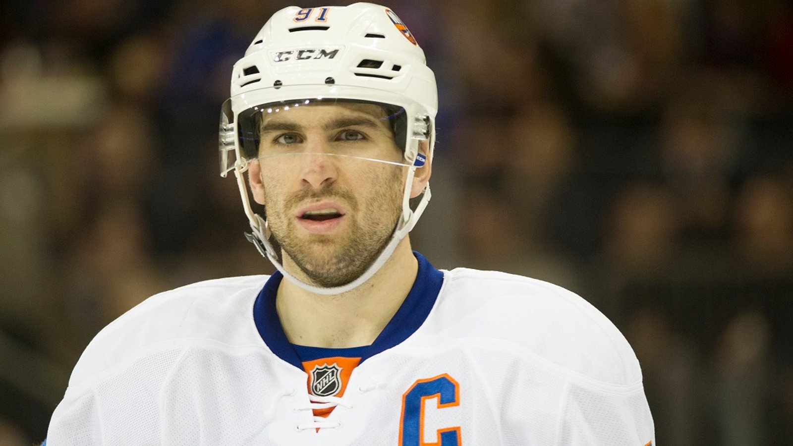 Breaking: John Tavares comments on contract talks and Islanders fan are worried.