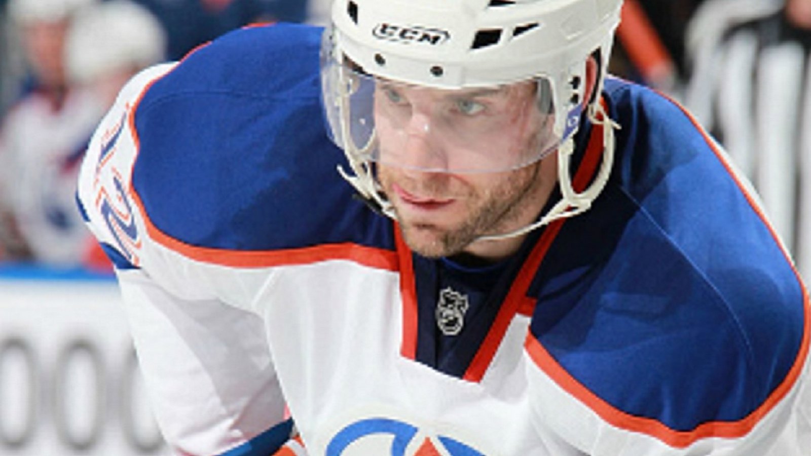 Long-time NHL journeyman announces his retirement Monday.