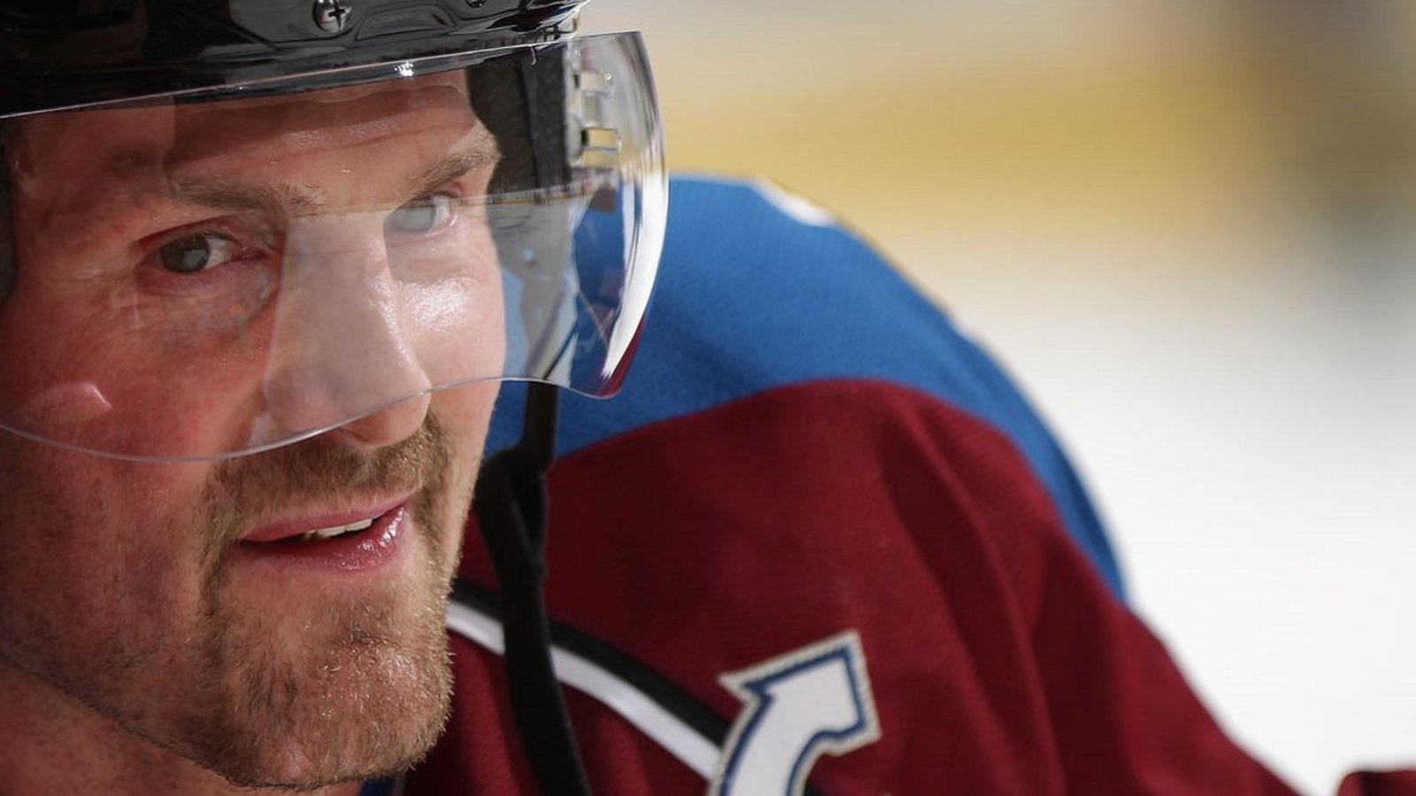 Report: Avalanche to retire former Stanley Cup Champions' jersey.