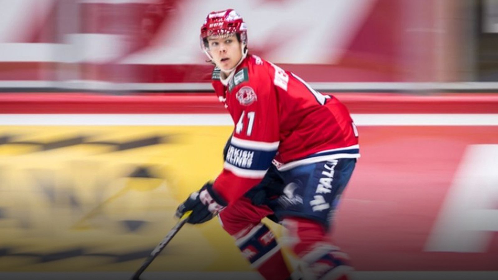 Breaking: Top prospect and 3rd overall pick suffers BRUTAL concussion
